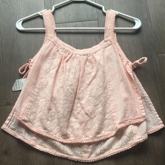 Pink lacy top - Picture 4 of 5